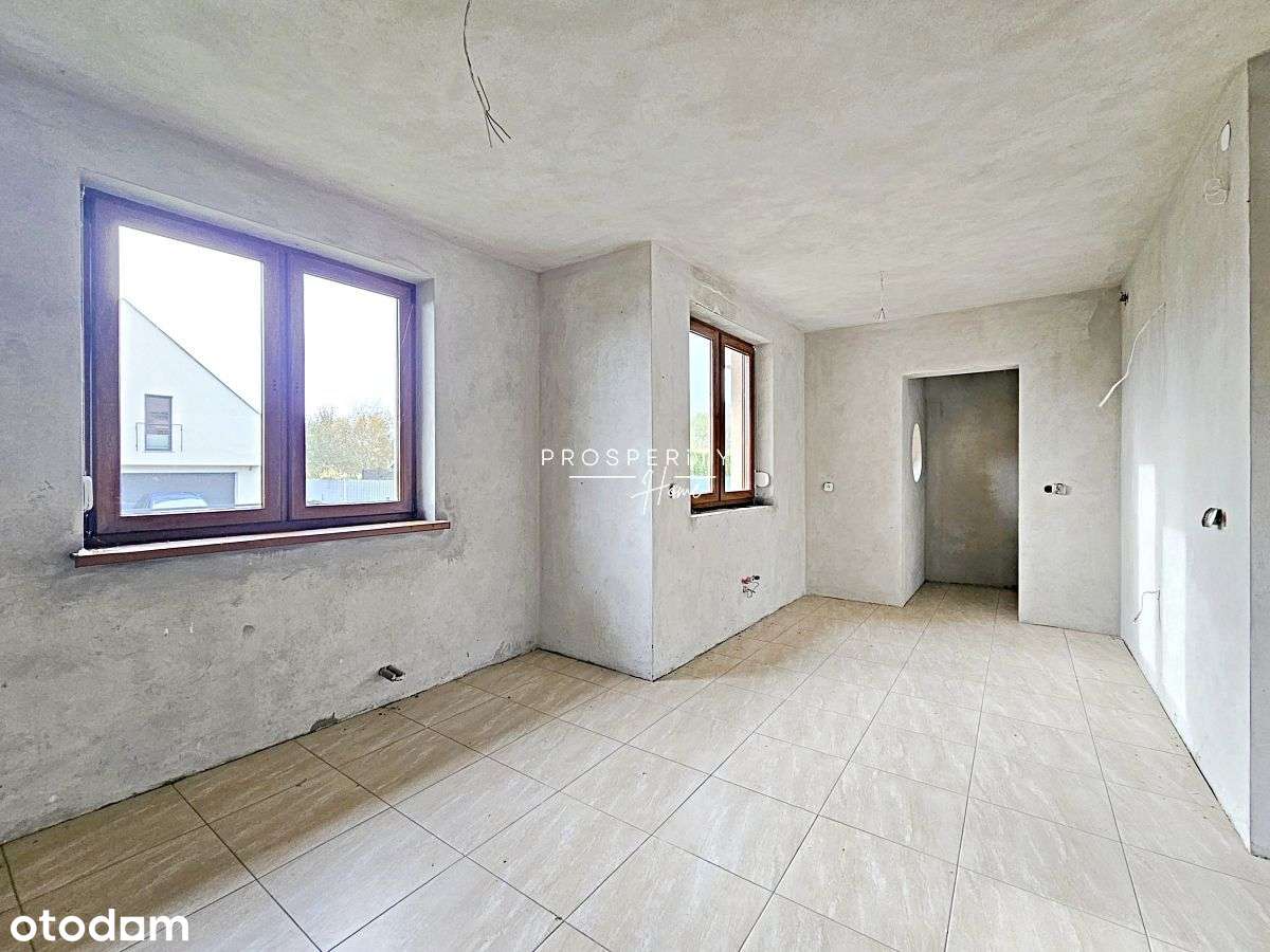 Dom wolnostojący, salon + 6 pokoi w Mostach-1