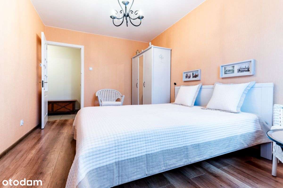 Nietuzinkowe dwupoziomowe mieszkanie w Helu!-9