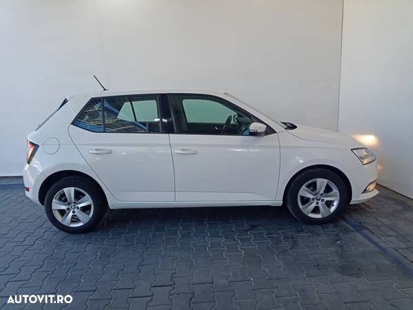 Skoda Fabia 1.0 TSI Ambition - 32