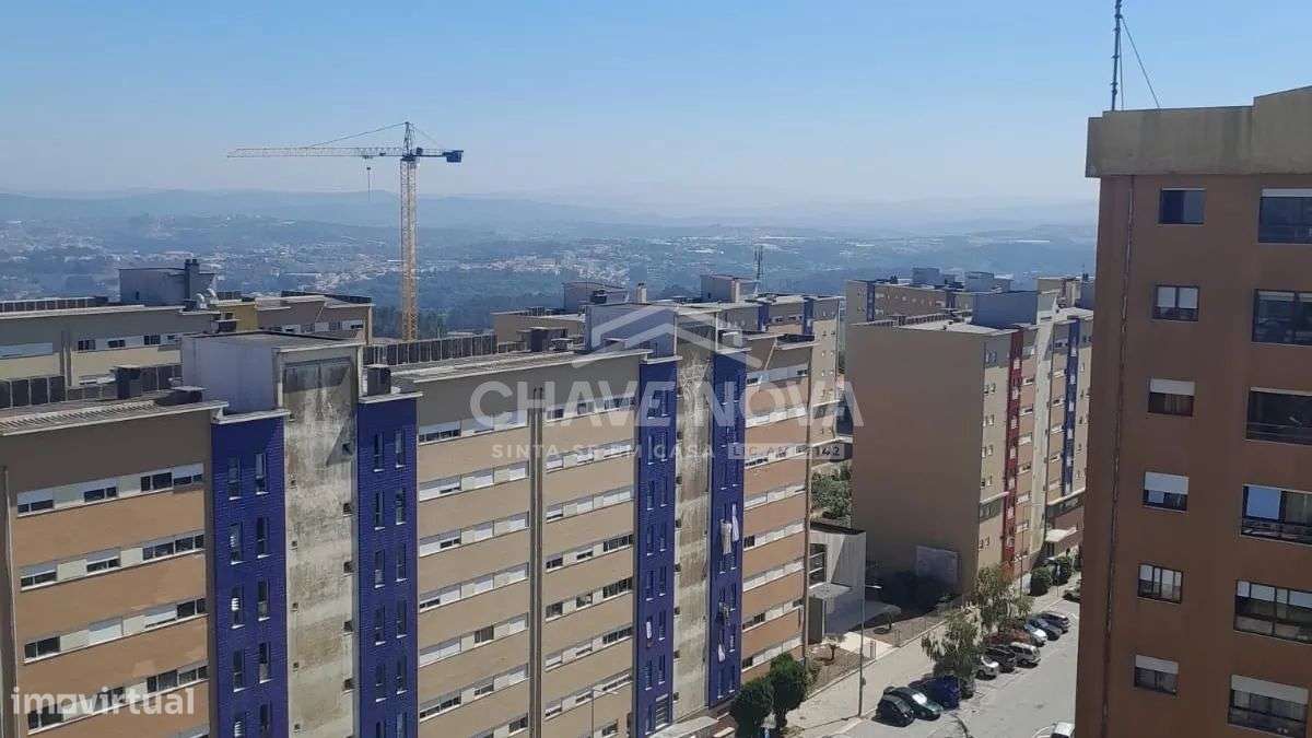Apartamento T3 c/ elevador e Garagem. Vila Nª de Gaia-18