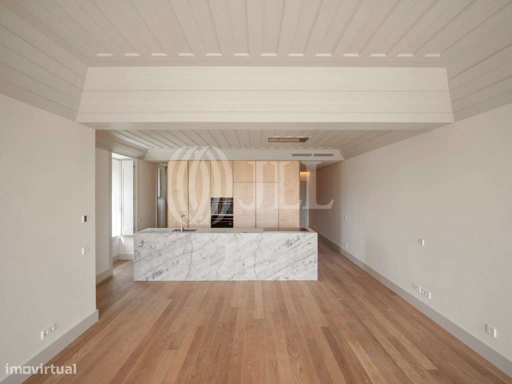 Villa V4+1 com jardim, The Frame, no Estoril - Grande imagem: 4/70