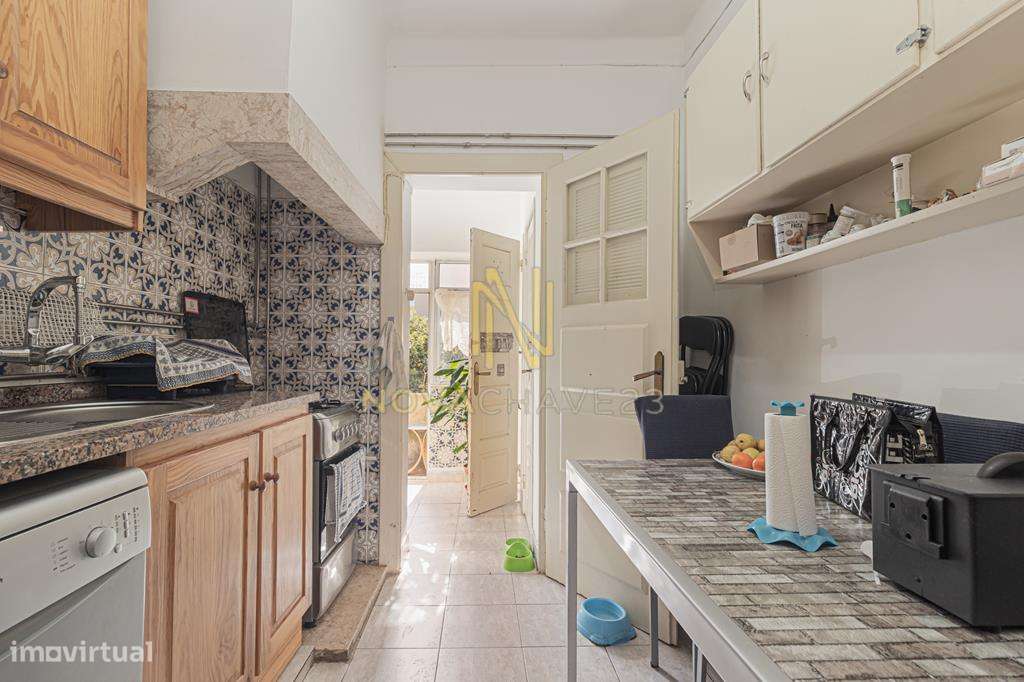 Prédio no Cacém | 509 m² de Terreno | Rendimento Imediato-14