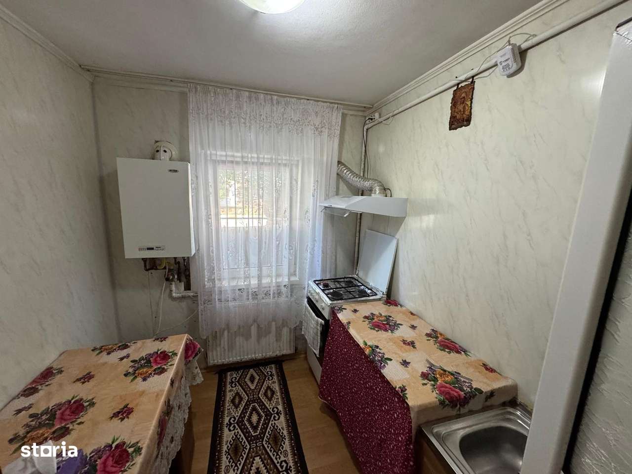 Apartament 2 cam Mioveni parter - Imagine principală: 4/6