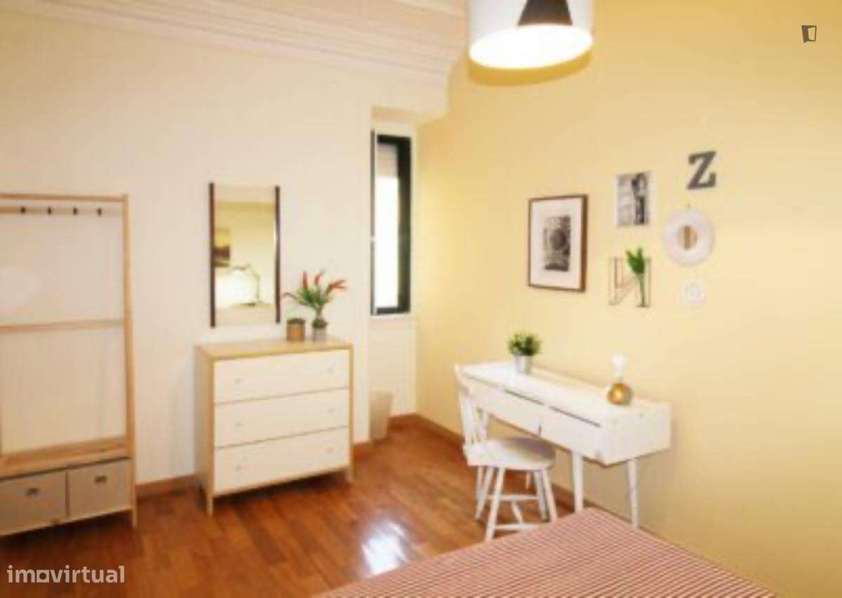 Quarto - localizado em Alameda Lisbon - Grande imagem: 5/10