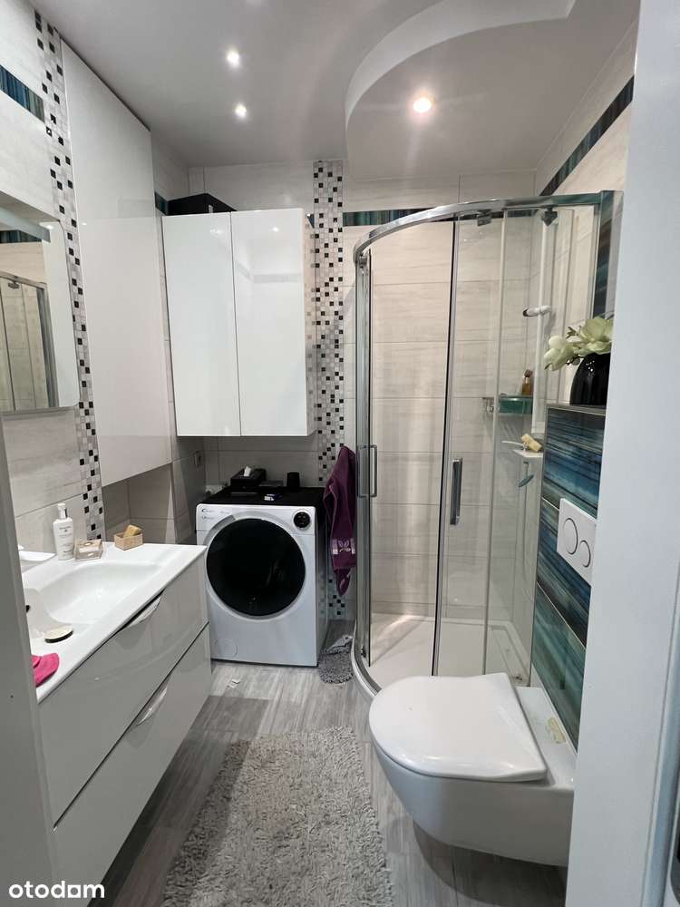 Reda-na sprzedaż  eleganckie  mieszk. 3 pok.+ kom.lok.+ m. w hali g.-15