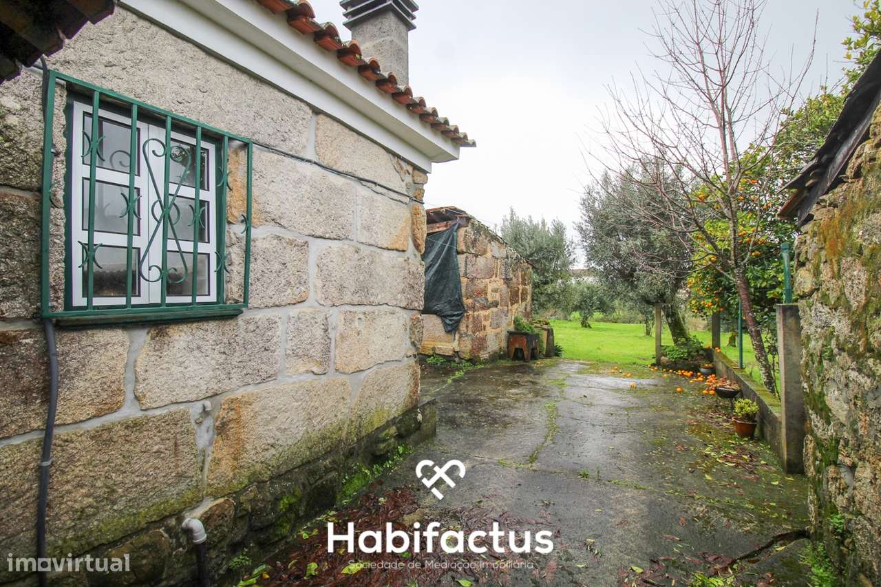 Moradia de pedra para venda T1+2 em Pedras Ruivas – Seixo da Beira - O - Grande imagem: 3/27