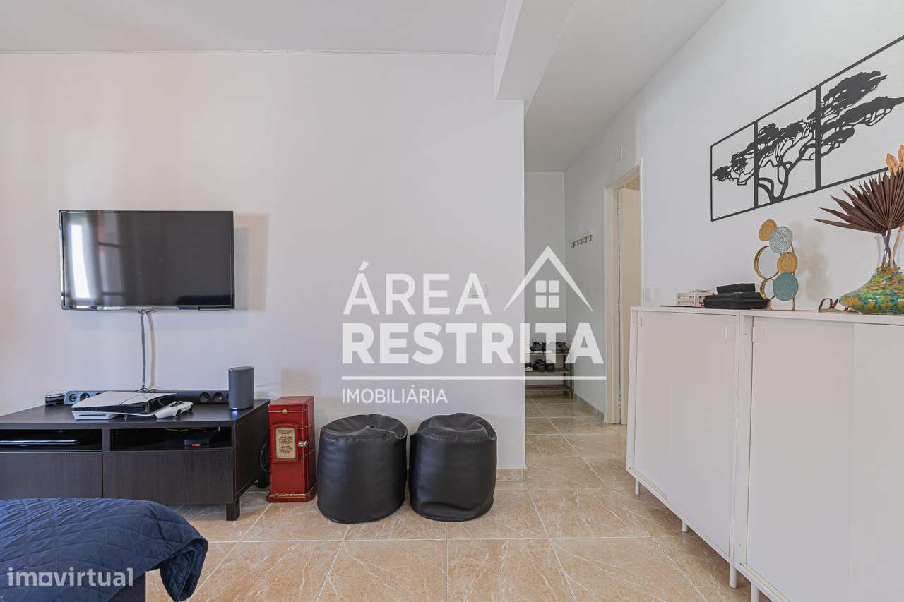 Apartamento T3 na Moita-29