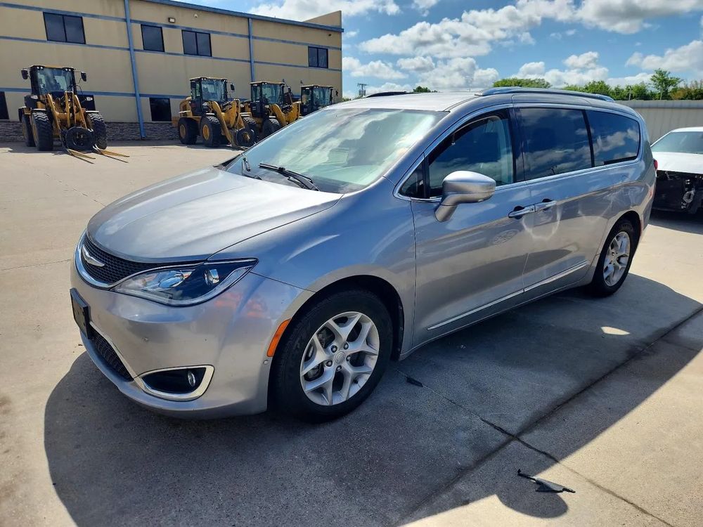 Chrysler Pacifica 2018