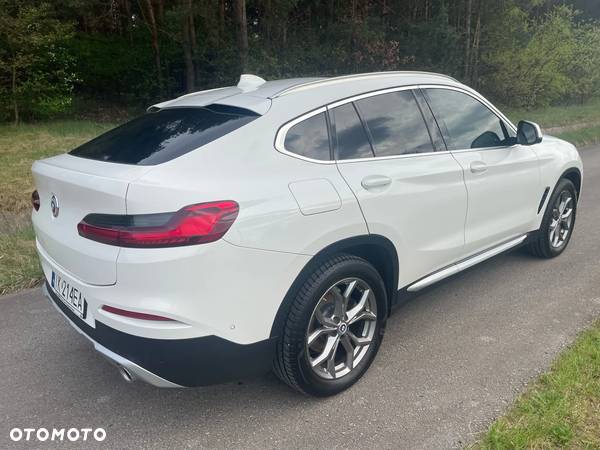 BMW X4 xDrive20d Advantage - 16