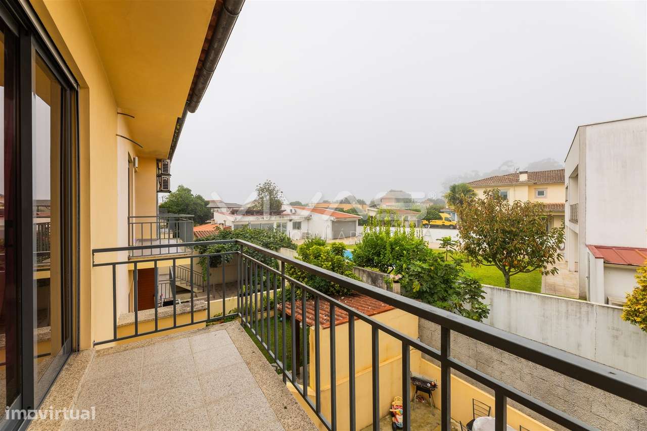 Moradia em Banda T3 Venda em Turiz,Vila Verde-16