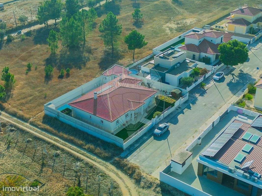 Moradia T4 para venda-48