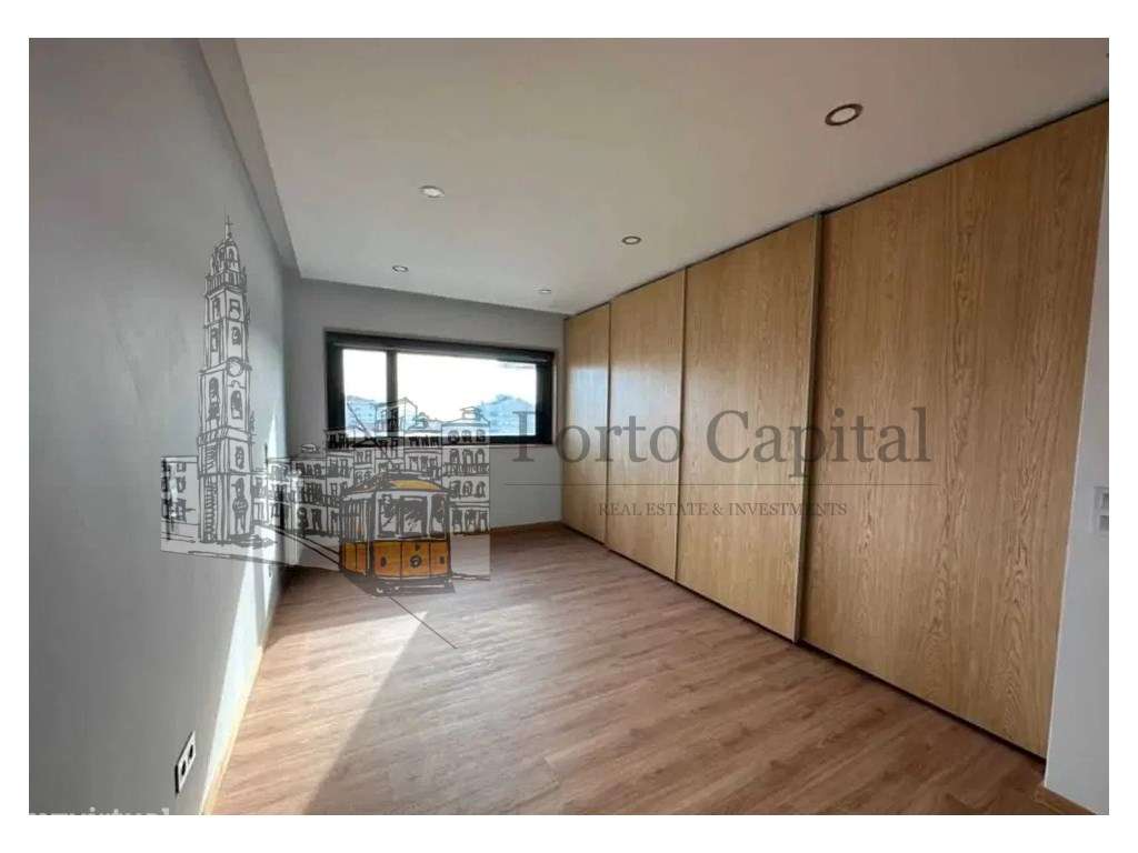 Luxuoso apartamento T4 para venda com uma area 227m2 de area. - Grande imagem: 3/9