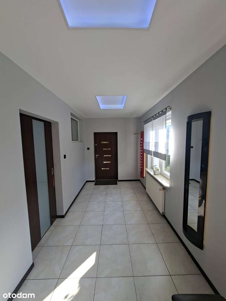 Nowoczesny, w pełni odnowiony dom z dużym garażem i ogrodem zimowym! - Pełny obrazek: 4/20