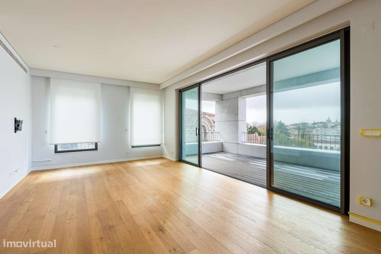 Apartamento T4 com vista, Largo do Rato, Lisboa - Grande imagem: 2/32