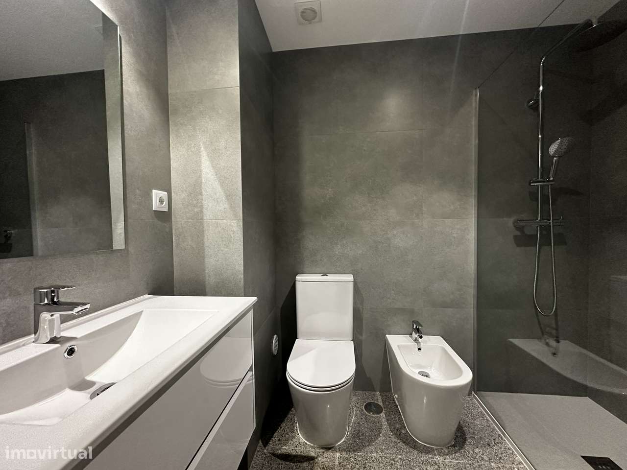 Apartamento T2 em Viana do Castelo-16