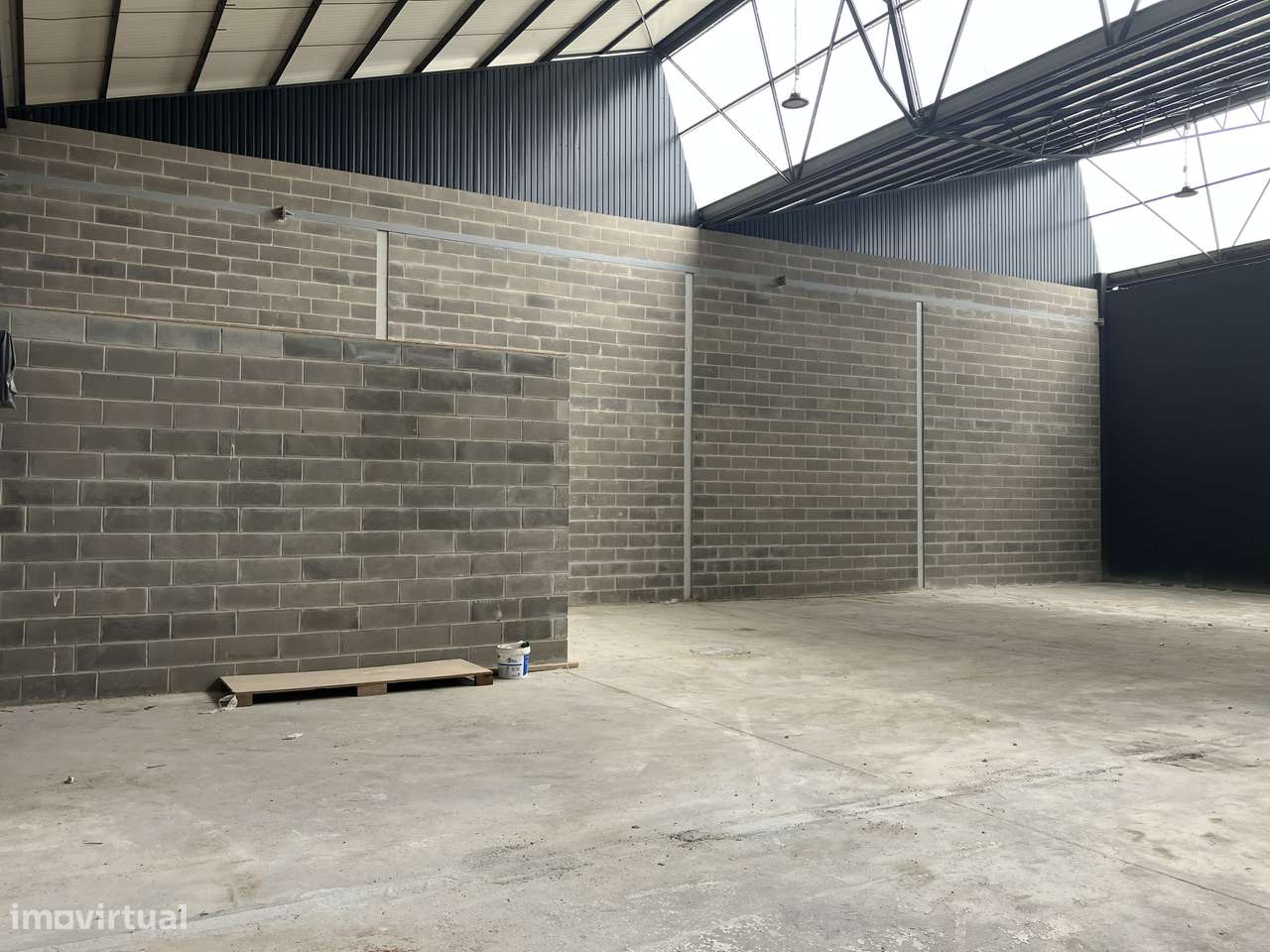 Aluguer de Armazéns - Alugado - Grande imagem: 4/16