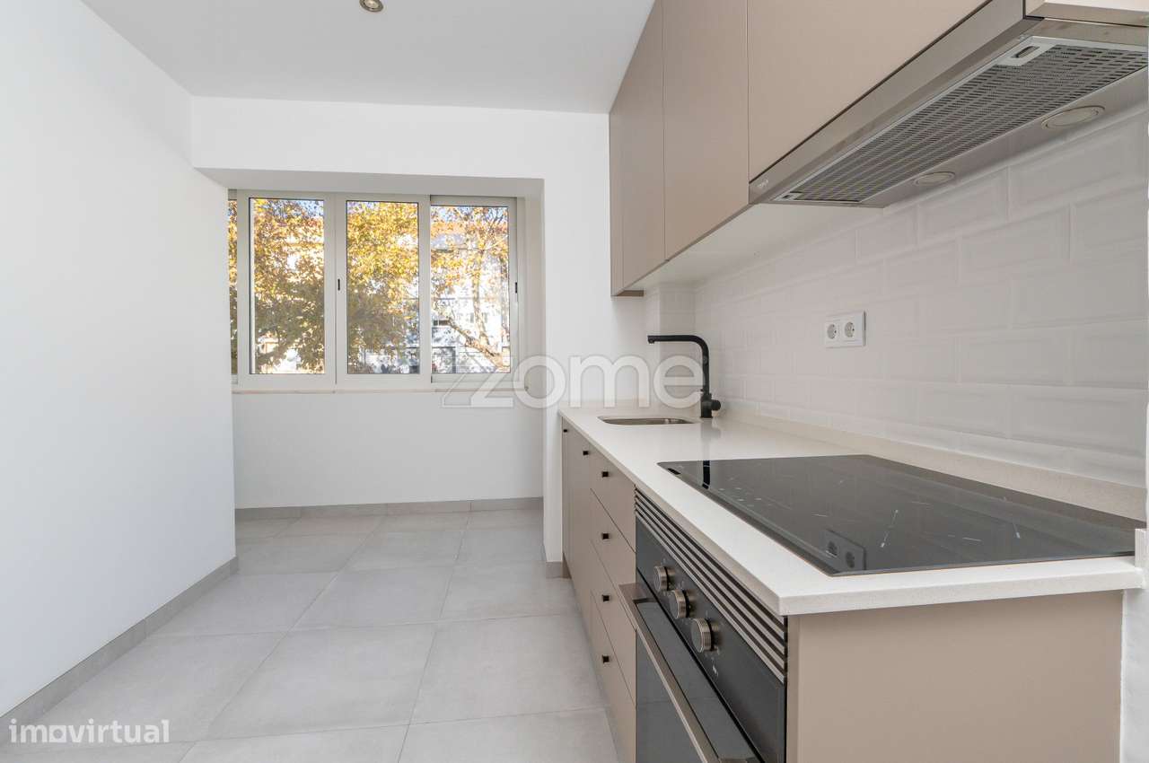 Apartamento T2 - Benfica - Grande imagem: 2/19