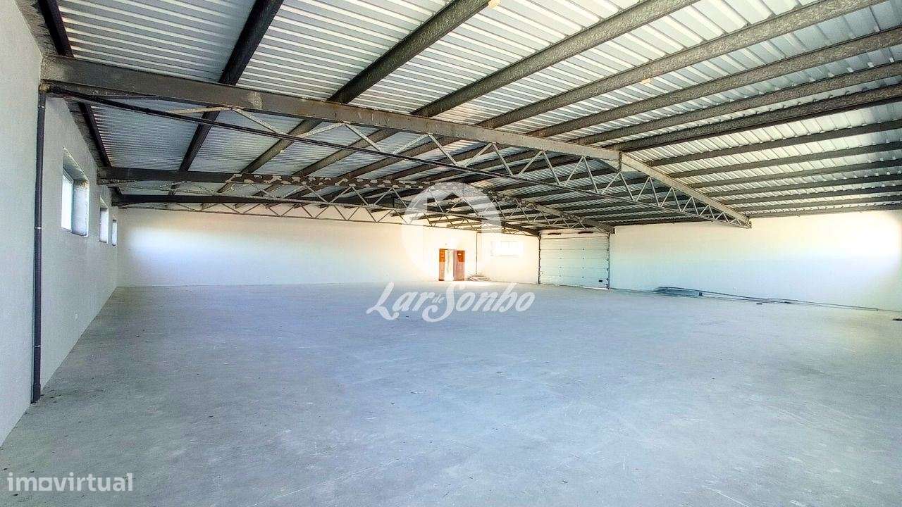 Armazém à venda em Vila Nova de Famalicão - Grande imagem: 3/33