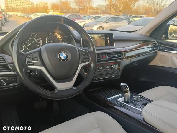 BMW X5 xDrive35i - 26