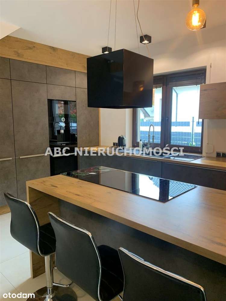 Luksusowy Dom Graniczący Ze Ścianą Lasu!-5