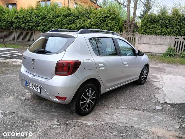 Dacia Sandero 1.0 SCe Laureate - 8