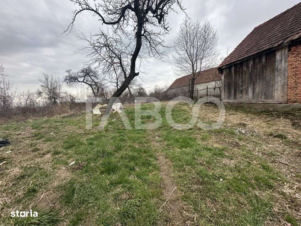 Casa de vanzare 4 camere 125 mpu teren liber 923 mp anexa Comuna Lisa - Imagine principală: 3/8