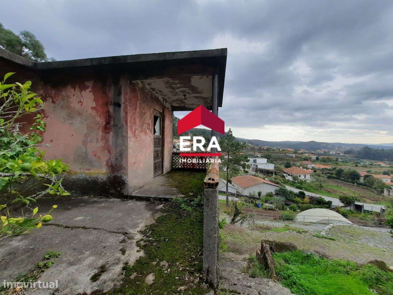 Moradia isolada, Curvos - Grande imagem: 4/9