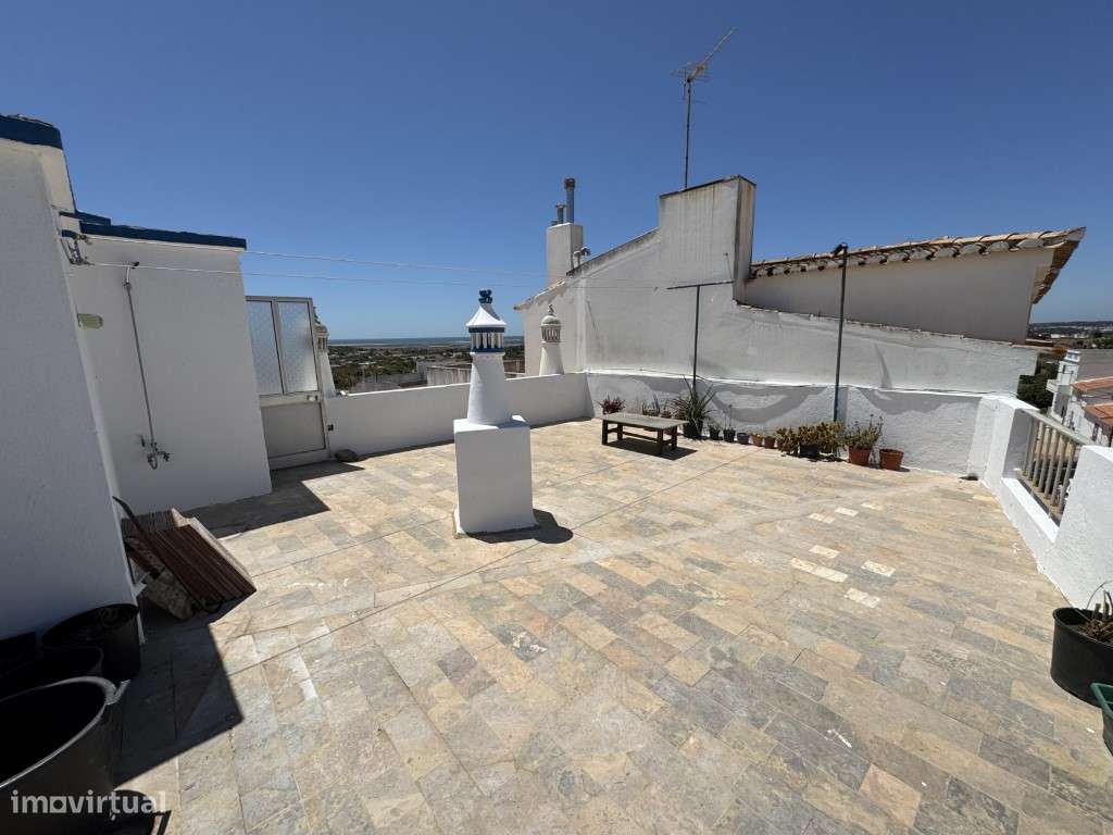 Moradia em banda à venda na Rua da Capelinha-46