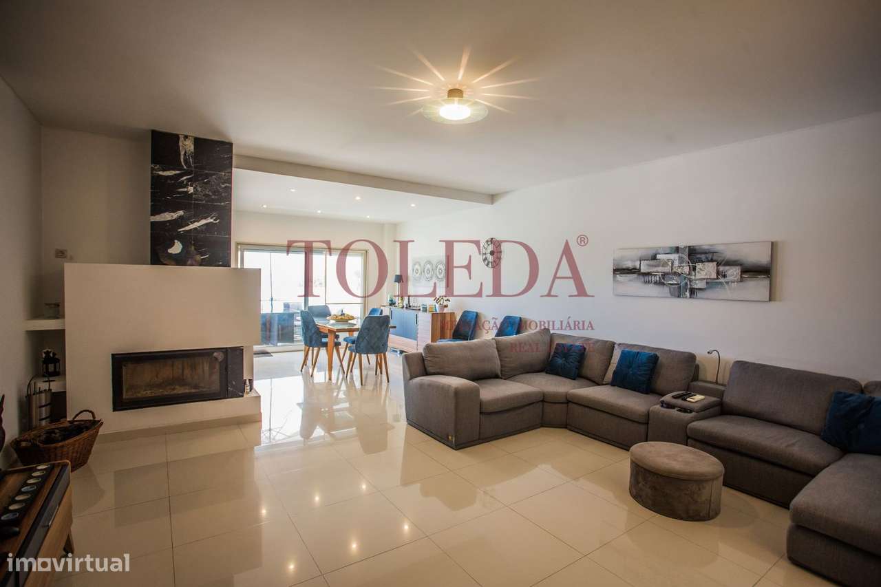 Moradia 4 Pisos com 474m2-5