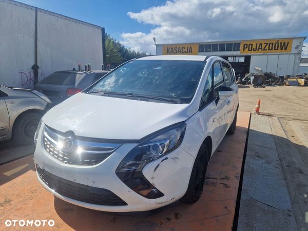 Opel ZAFIRA C 2014 1.6 CDTI 40R PRZÓD KOMPLETNY PAS PRZEDNI MASKA - 1