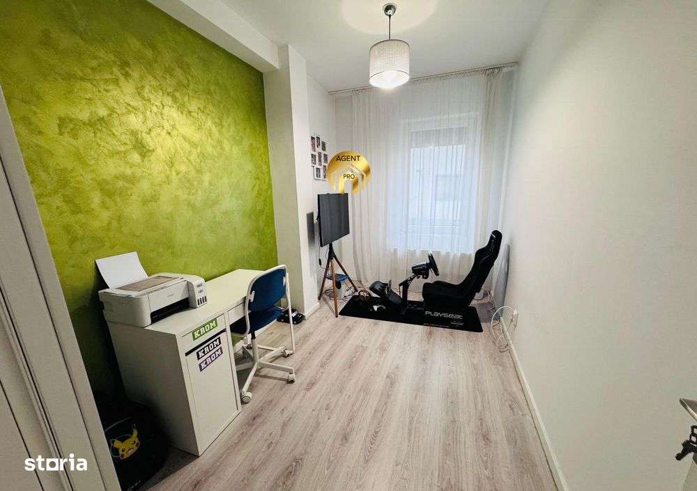 Casa 4 Camere in Complex Rezidential, Central, Panouri Solare-6