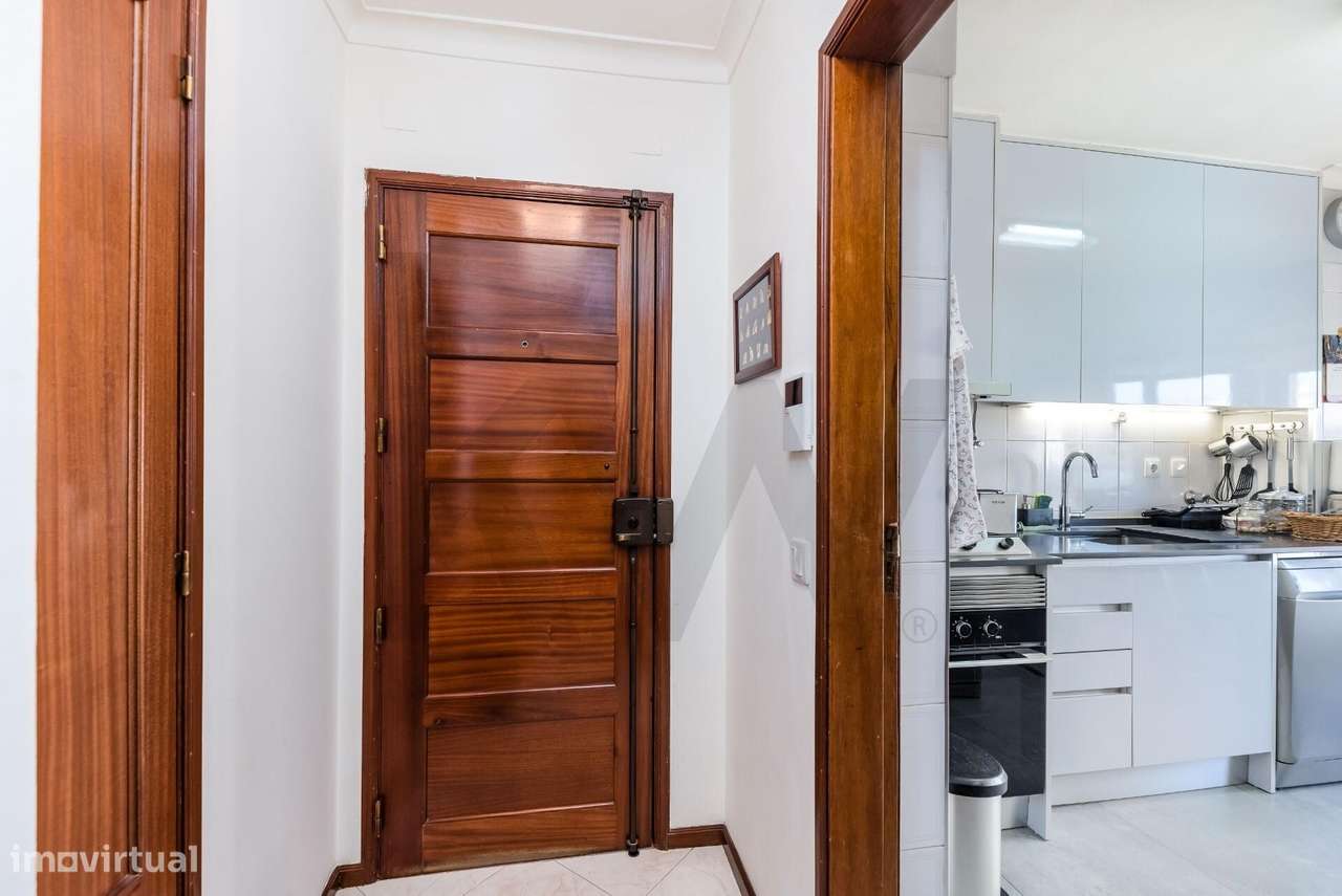 Apartamento T3 luminoso e acolhedor em Rio de Mouro - Grande imagem: 4/32