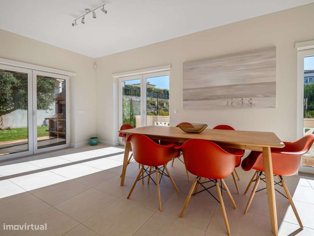 Moradia T3 com piscina, jardim, garagem e vista no Praia d'el Rey B...-4