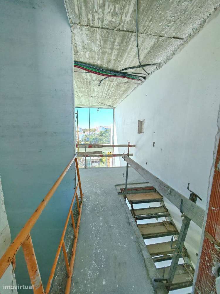 Moradia nova no alto do Monte Estoril - Vistas espectaculares-25