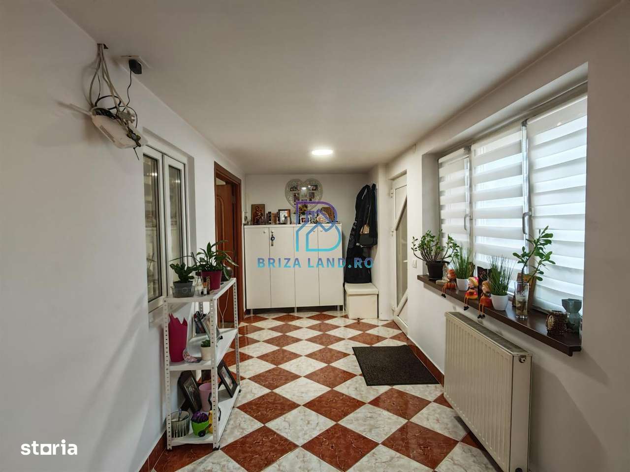 Sos. Chitilei, Colosseum, casa sup. 105mp, 3 camere, teren 211mp-2