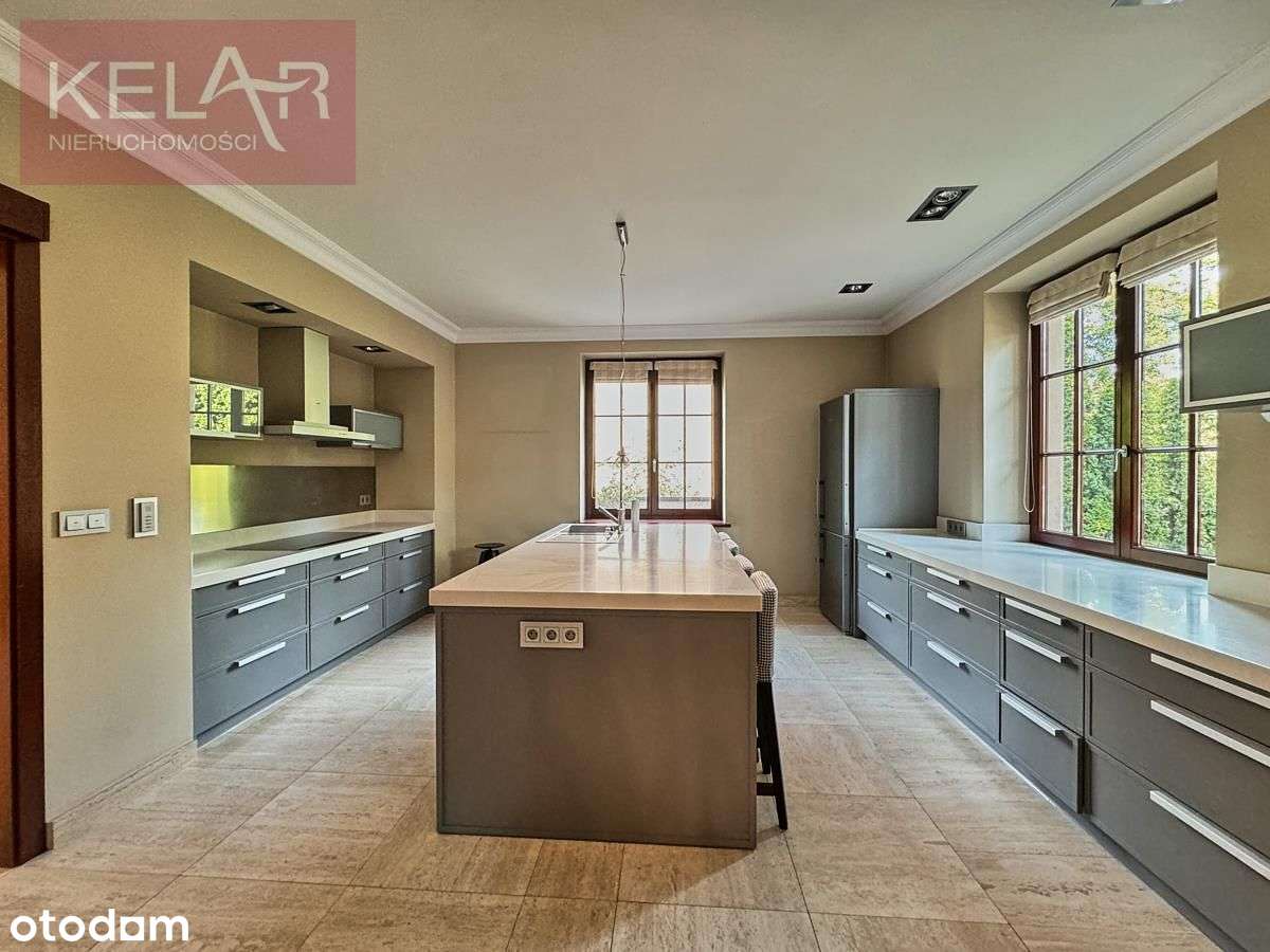 Karłowice-Rezydencja w centrum + imponujący ogród-16