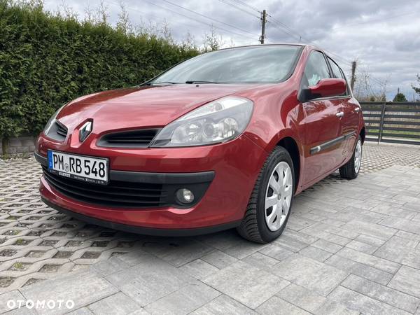 Renault Clio - 39