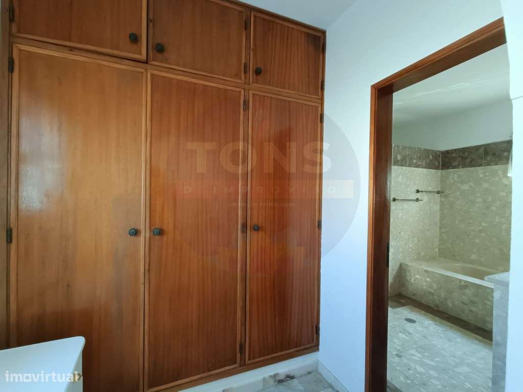 Moradia Isolada com AL-13