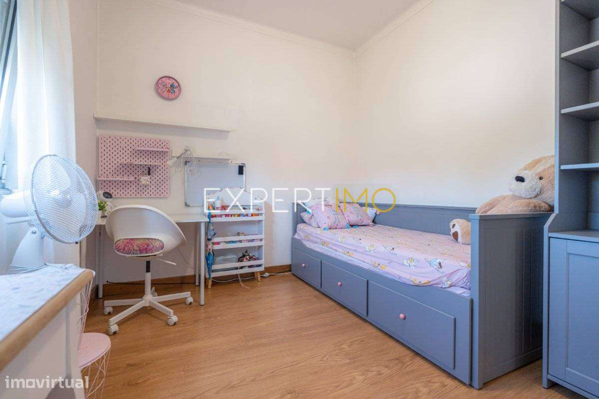 T3 Duplex com Terraço e Anexos | Centro de São Martinho do Bispo –...-4