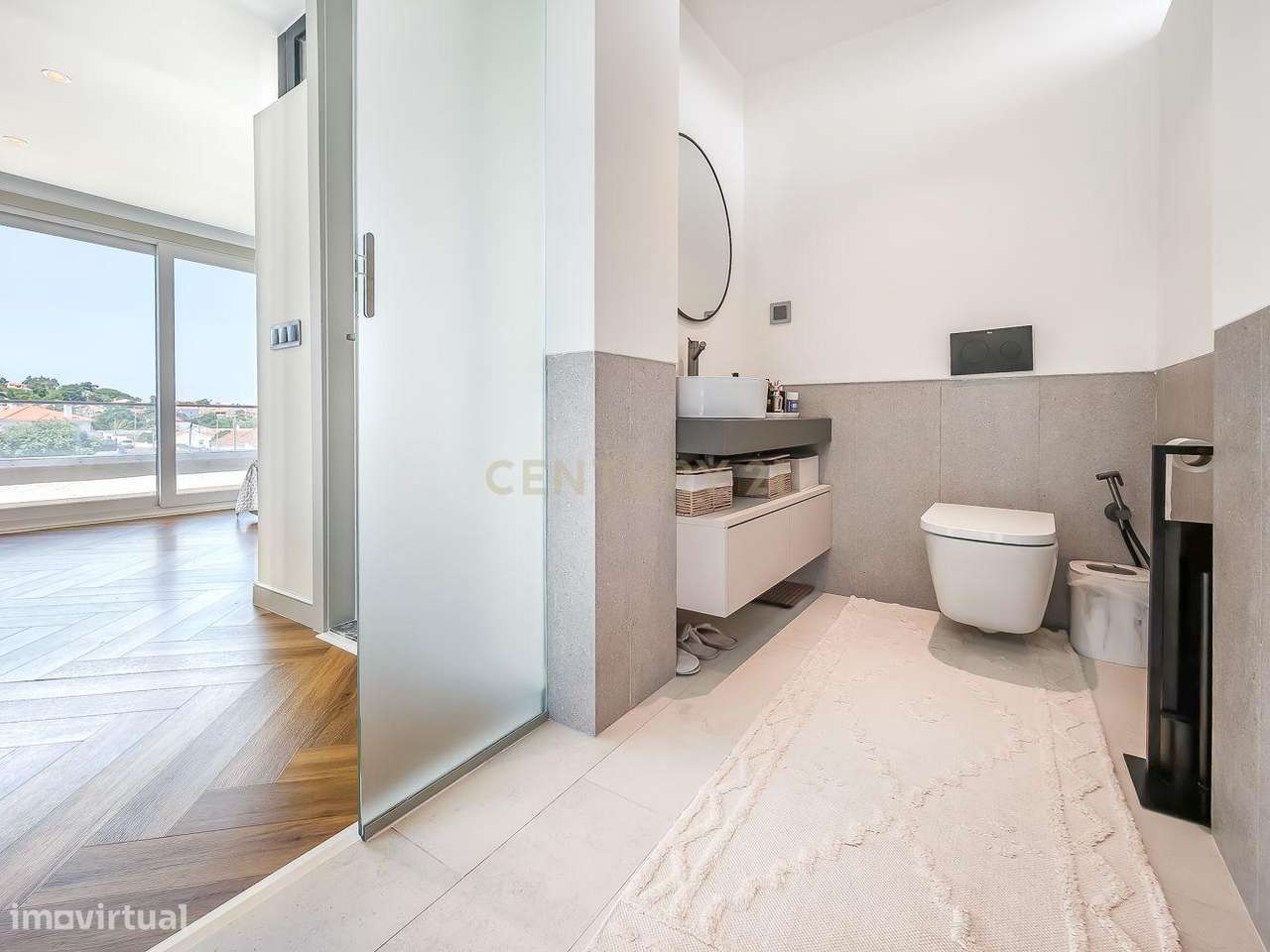 Moradia T4 em Condomínio Privado | Piscina | 6WC | Jardim | Terraço |-49