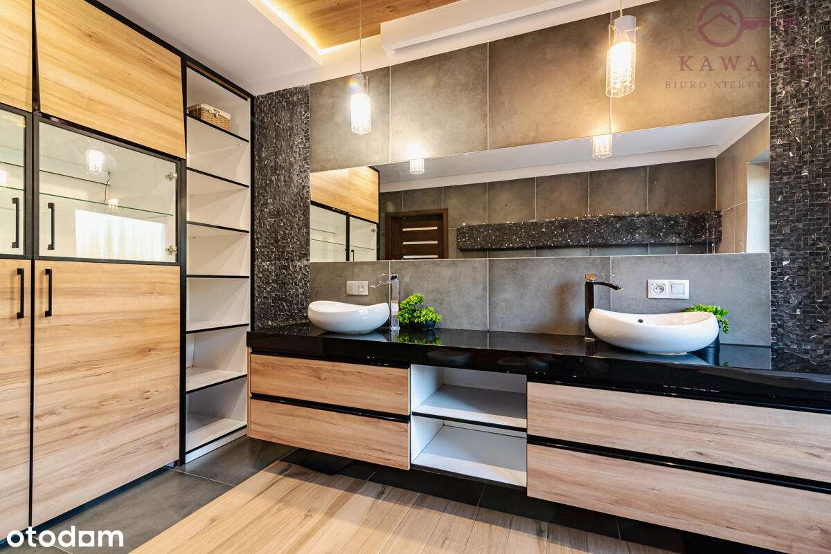 Luksusowy dom  w Dąbrowie Tarnowskiej-16