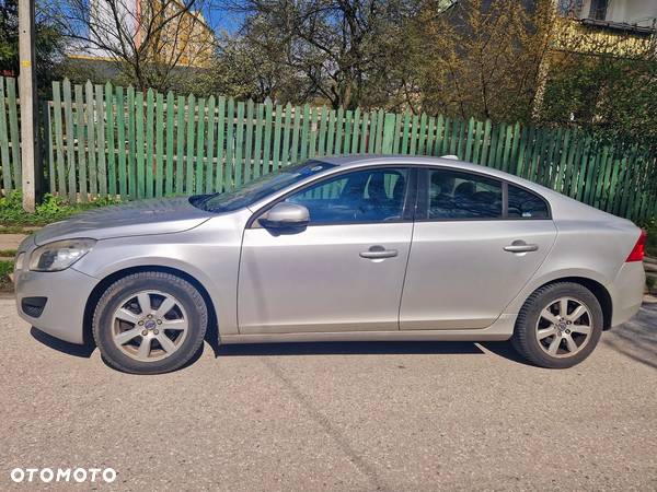 Volvo S60 - 6