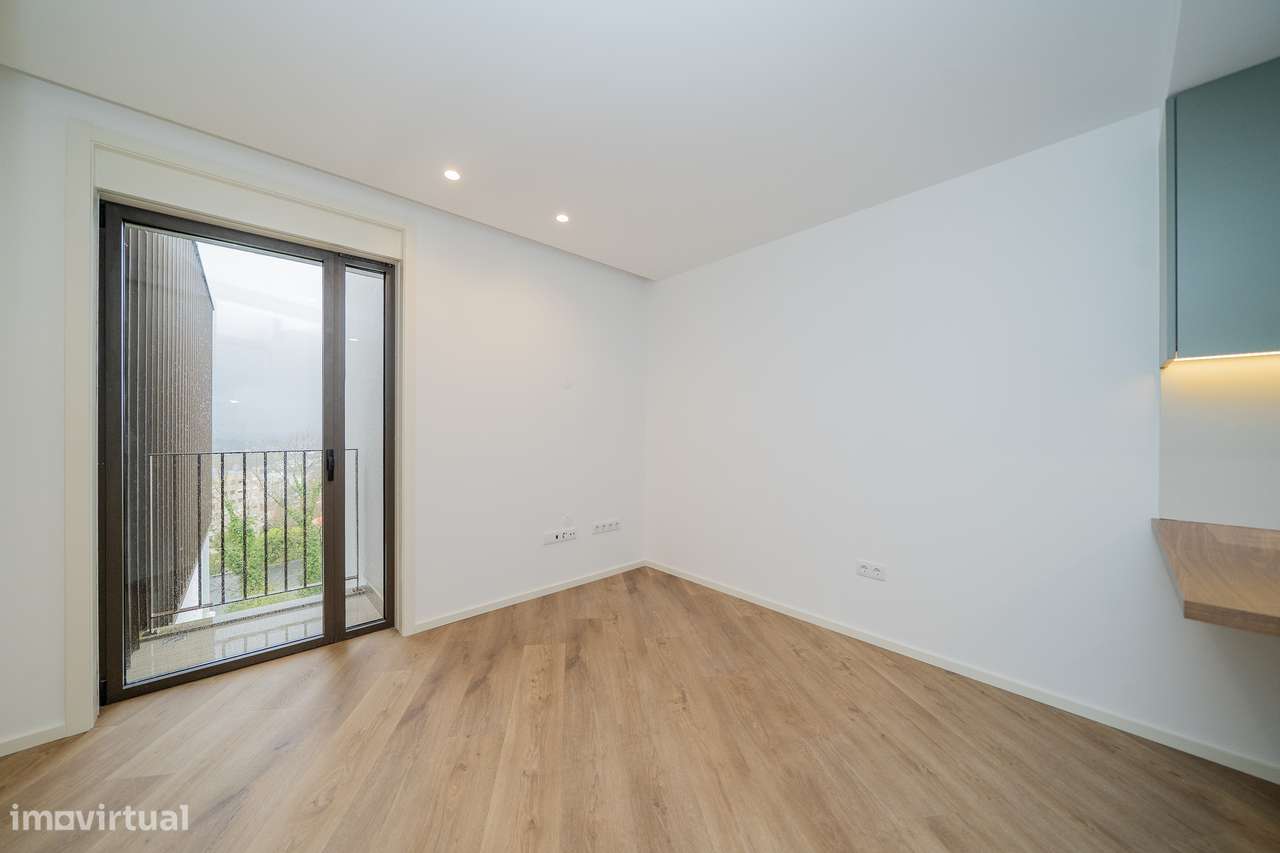 T0 Exclusivo | Último Piso com Garagem | Próximo do centro de Braga - Grande imagem: 4/18