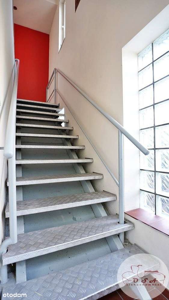 Mosina centrum budynek usługowo-mieszkalny-9