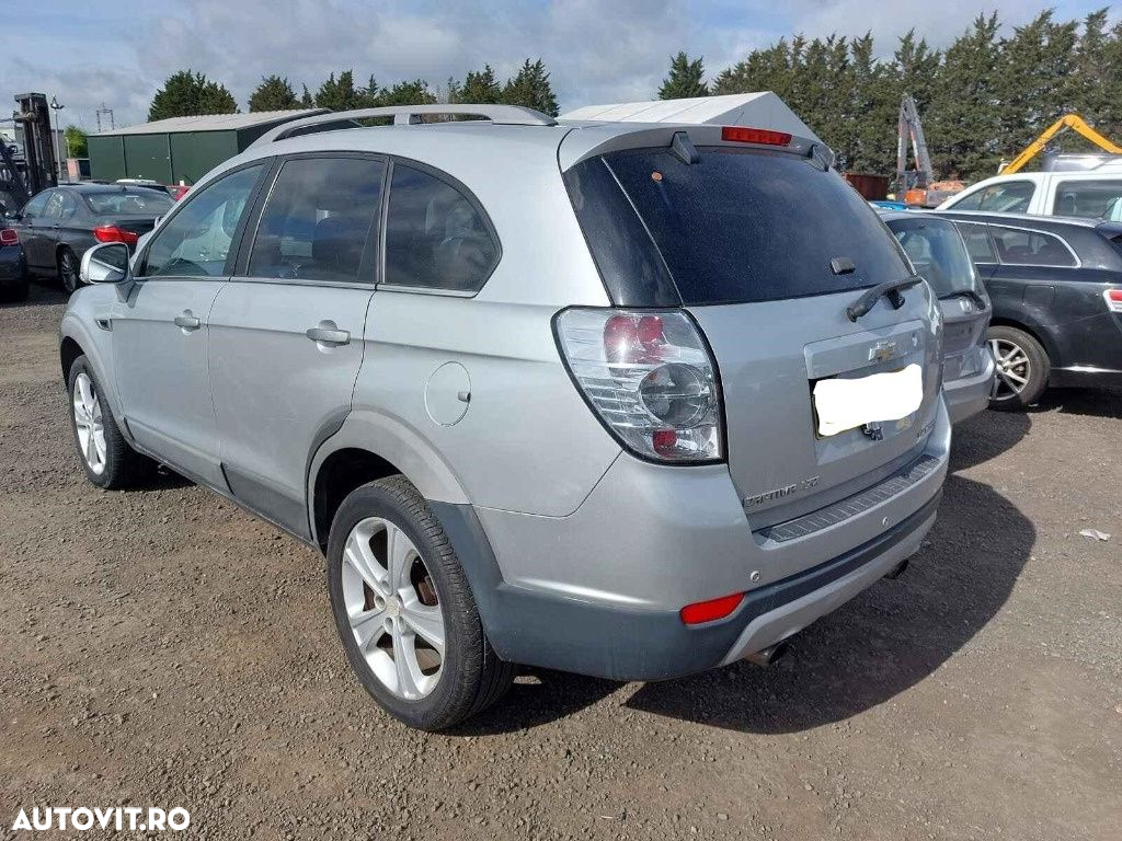 Haion Chevrolet Captiva 2012 SUV 2.2 DOHC Z22D1 - 4