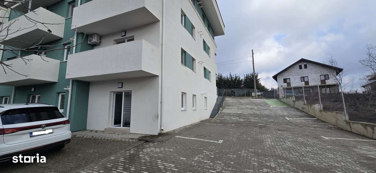 Apartament/spatiu nemobilat, Nicolina, parter cu terasa si parcare - Imagine principală: 3/9