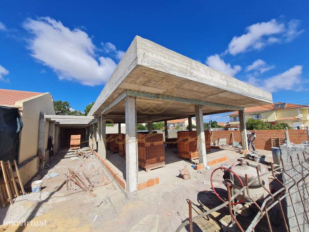 Moradia Térrea com 4 Quartos 'NOVA'-19