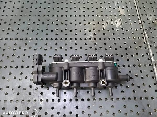 Rampa cu injectoare gaz 1.6 b bmw seria 1 e87 0261230373 - 1