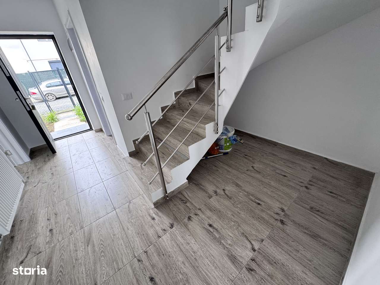 Promotie!Casa P+1+Pod langa Autostrada A0. 4 cam. Util 135mp.Teren 270 - Imagine principală: 3/20