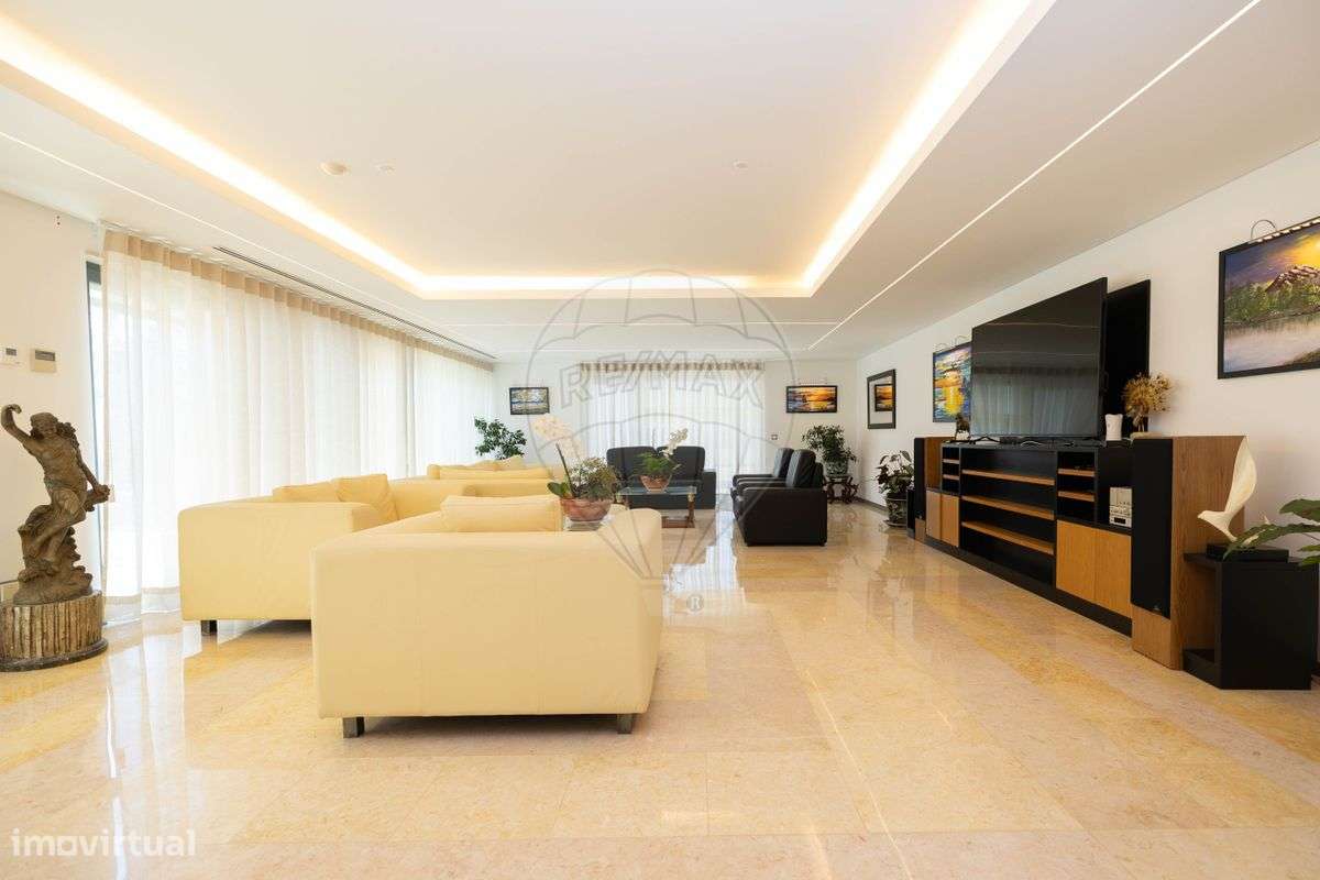 Moradia T7 para venda - Grande imagem: 5/50